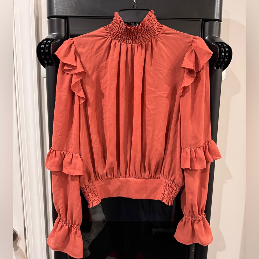 Frame | ruffled sleeve high neck |